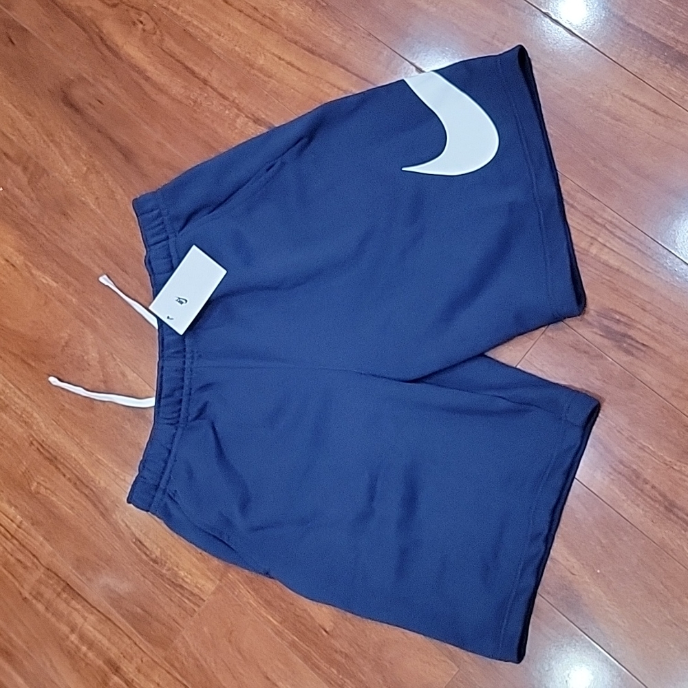 NWT Men's Nike sweatshorts
